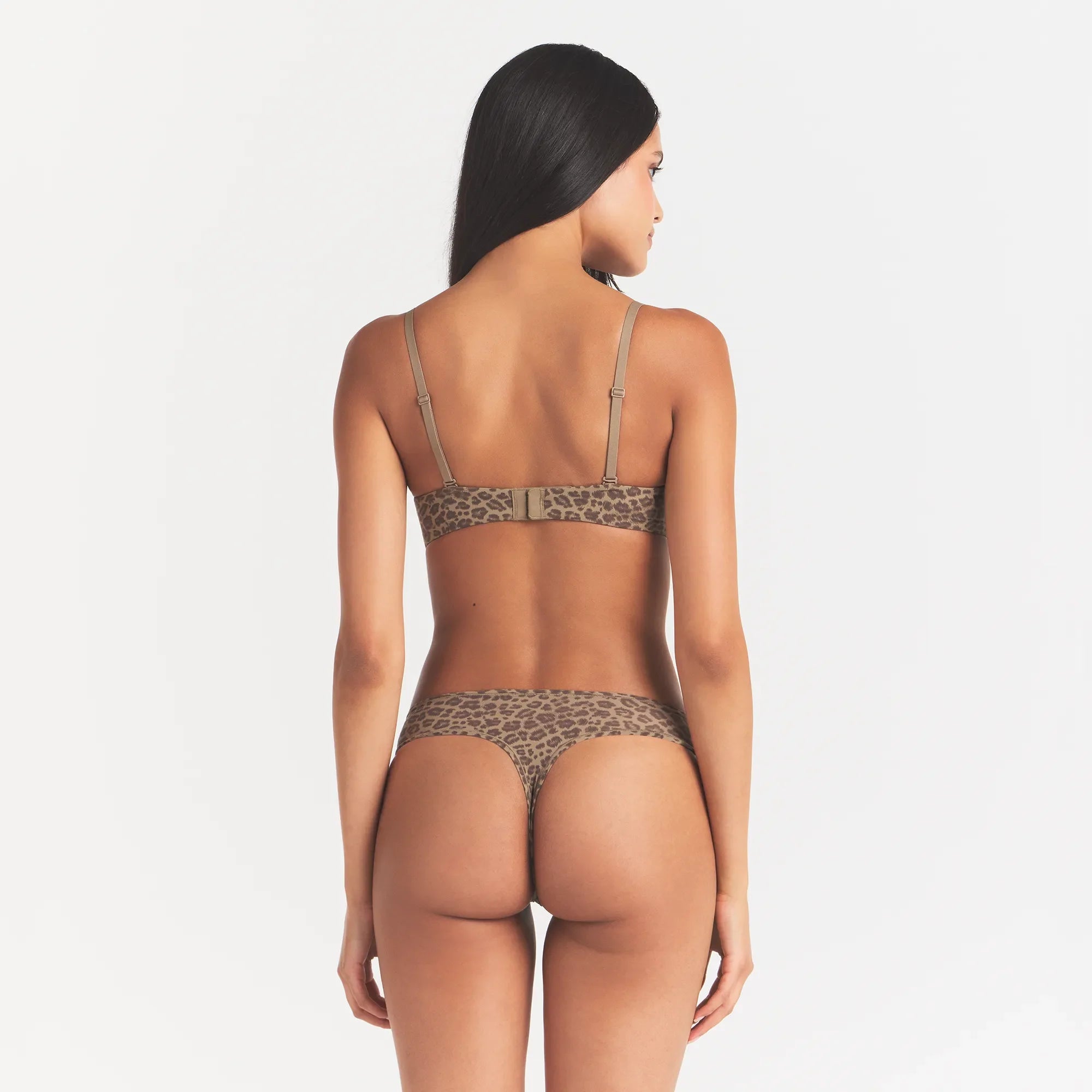 FITS EVERYBODY T-SHIRT BRA | DESERT LEOPARD INK PRINT