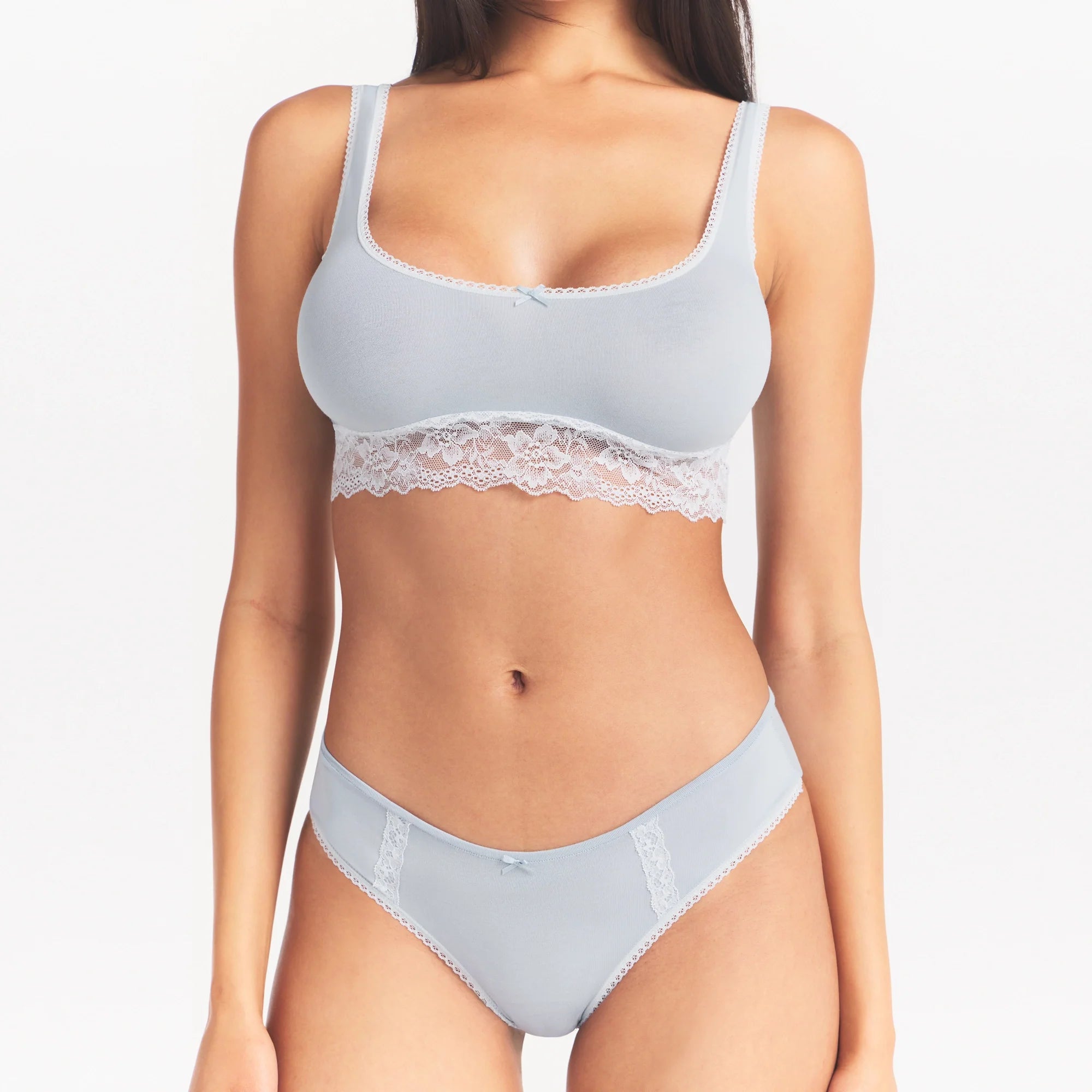 LIGHTWEIGHT COTTON LACE SCOOP BRALETTE | AIRSPACE