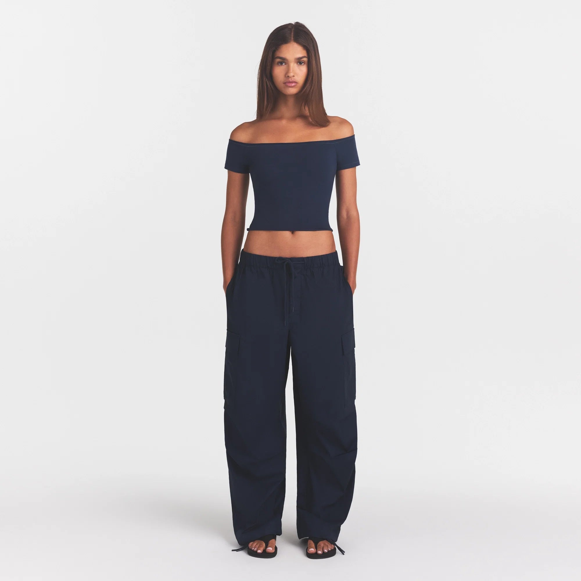 WOVEN COTTON OVERSIZED LOW RISE CARGO PANT | NAVY