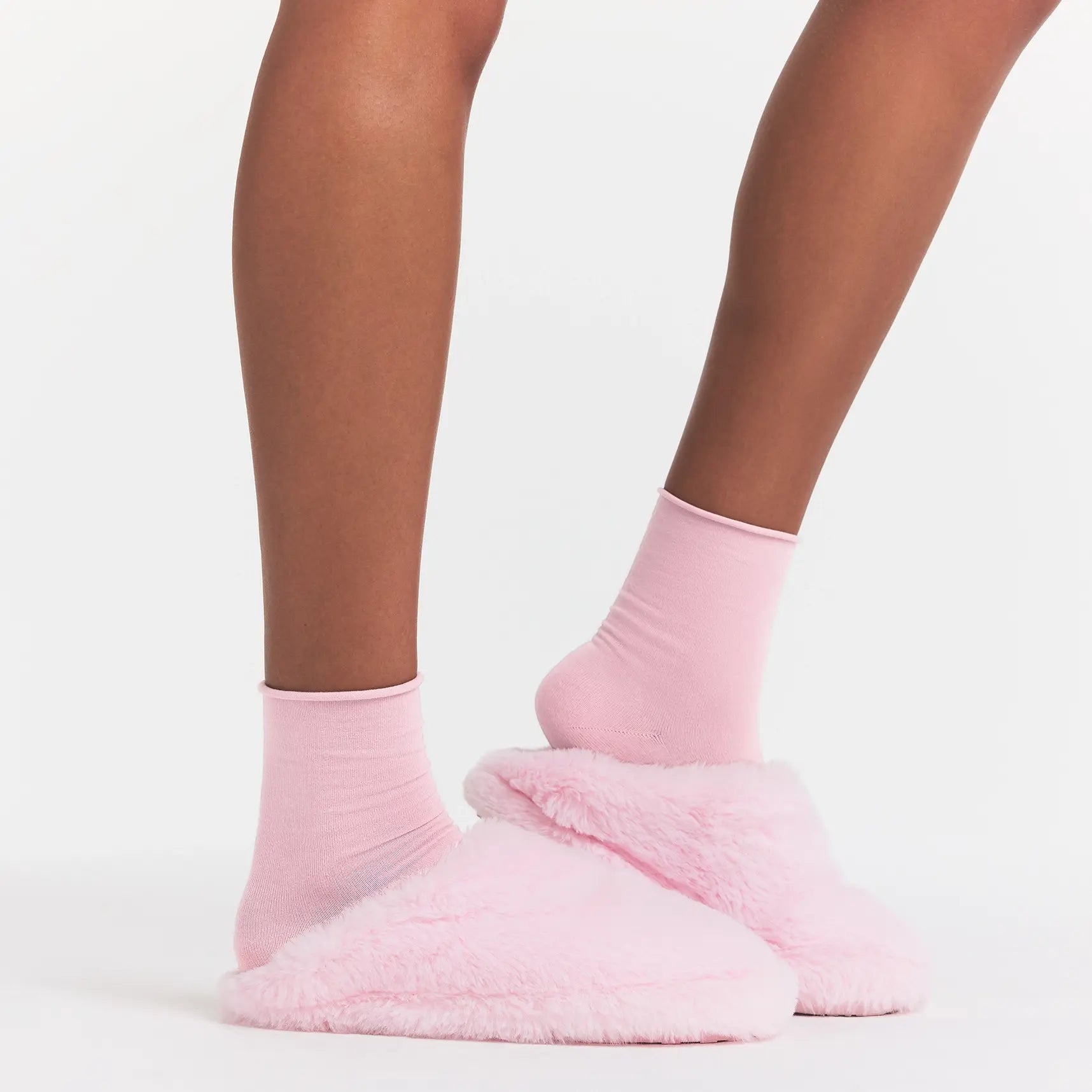 FAUX FUR SLIPPER | CHERRY BLOSSOM