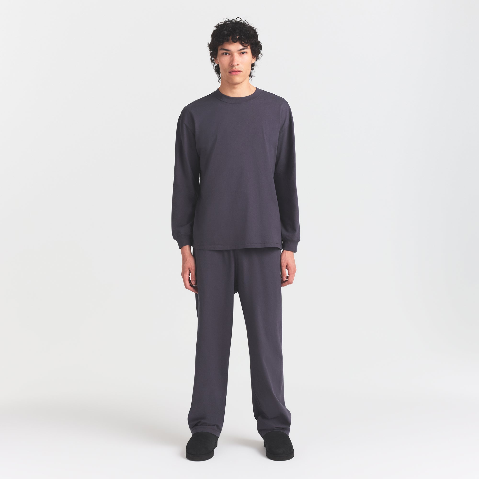 HEAVYWEIGHT COTTON MENS RELAXED LONG SLEEVE T-SHIRT | RAVEN