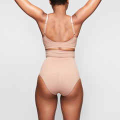 SEAMLESS SCULPT HIGH-WAISTED BRIEF | SIENNA