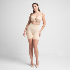 SEAMLESS SCULPT BUTT LIFTING SHORT | SAND