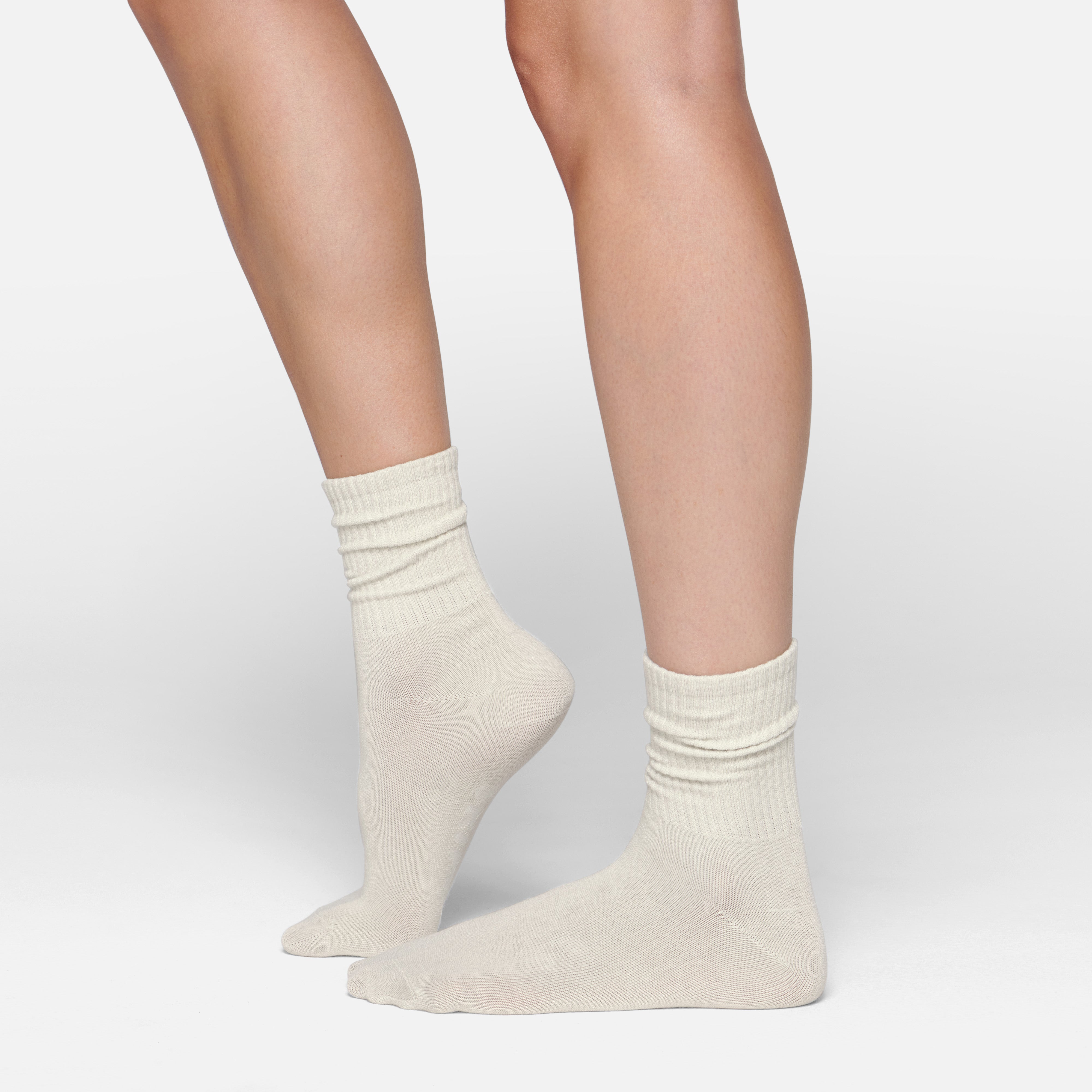 RIBBED CREW SOCK | BONE