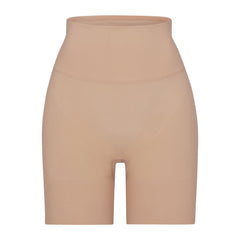 SEAMLESS SCULPT BUTT LIFTING SHORT | CLAY