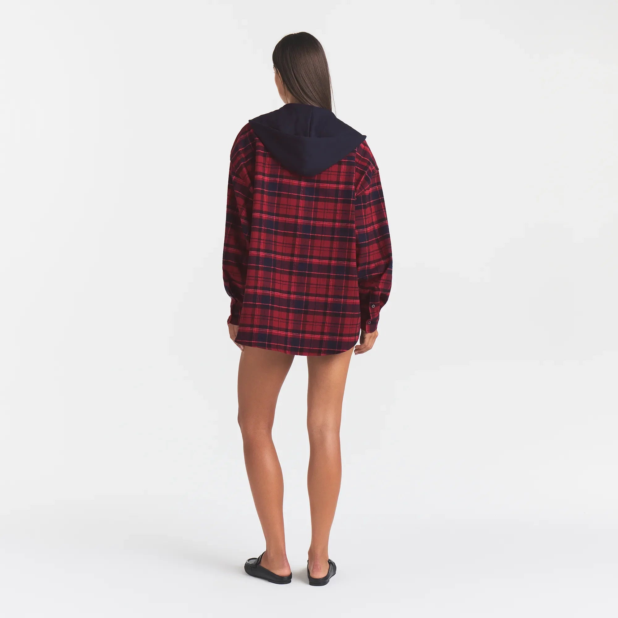 OUTDOOR FLANNEL OVERSIZED HOODED SHIRT | MERLOT CABIN PLAID